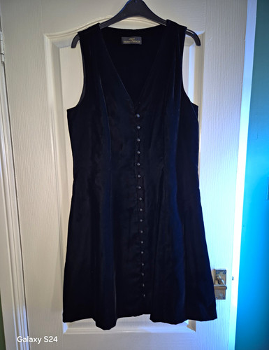 Marks spencer vintage black - &,