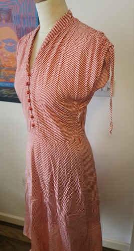 True vintage red - vintage, does