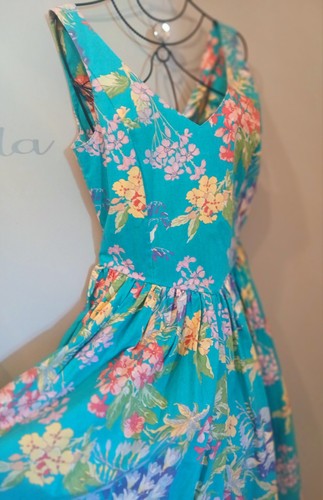 Vintage 1980s retro floral - vintage,